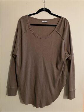 TNA Taupe Waffle-Knit Long Sleeve Scoop Top